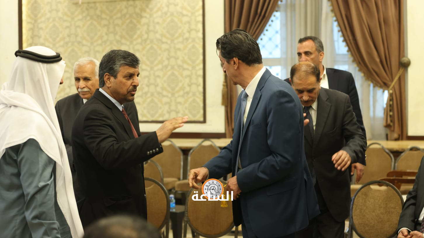 Madar Al-Saa Images 0.9875563427161405