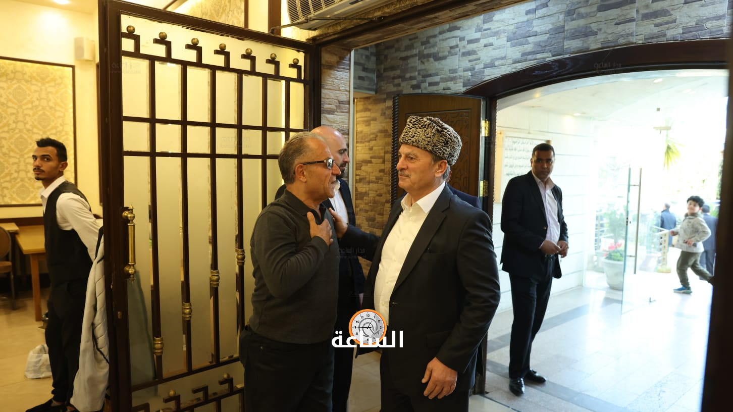 Madar Al-Saa Images 0.1773381112170347