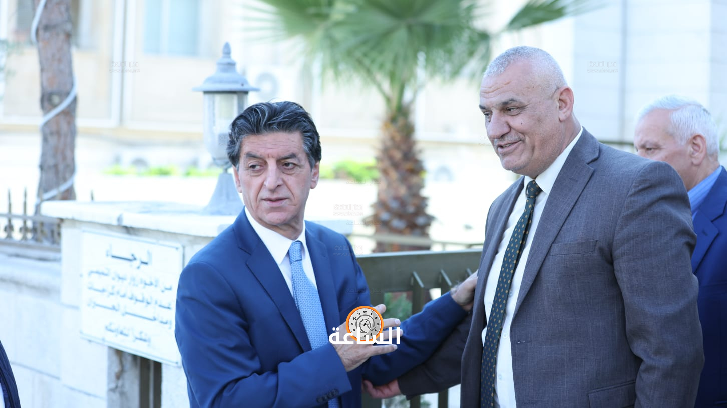 Madar Al-Saa Images 0.4347779615320202