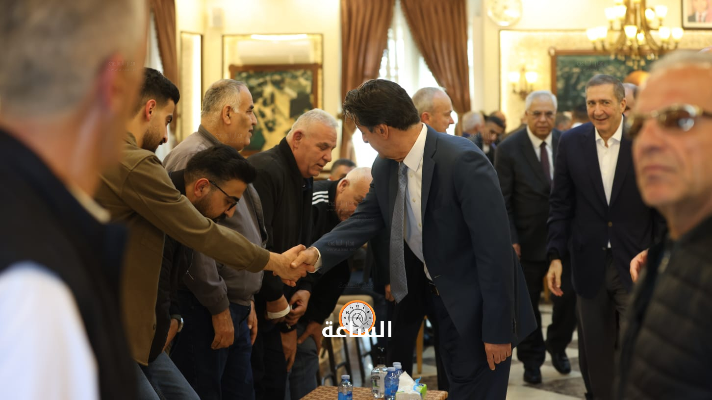 Madar Al-Saa Images 0.4228279456096492