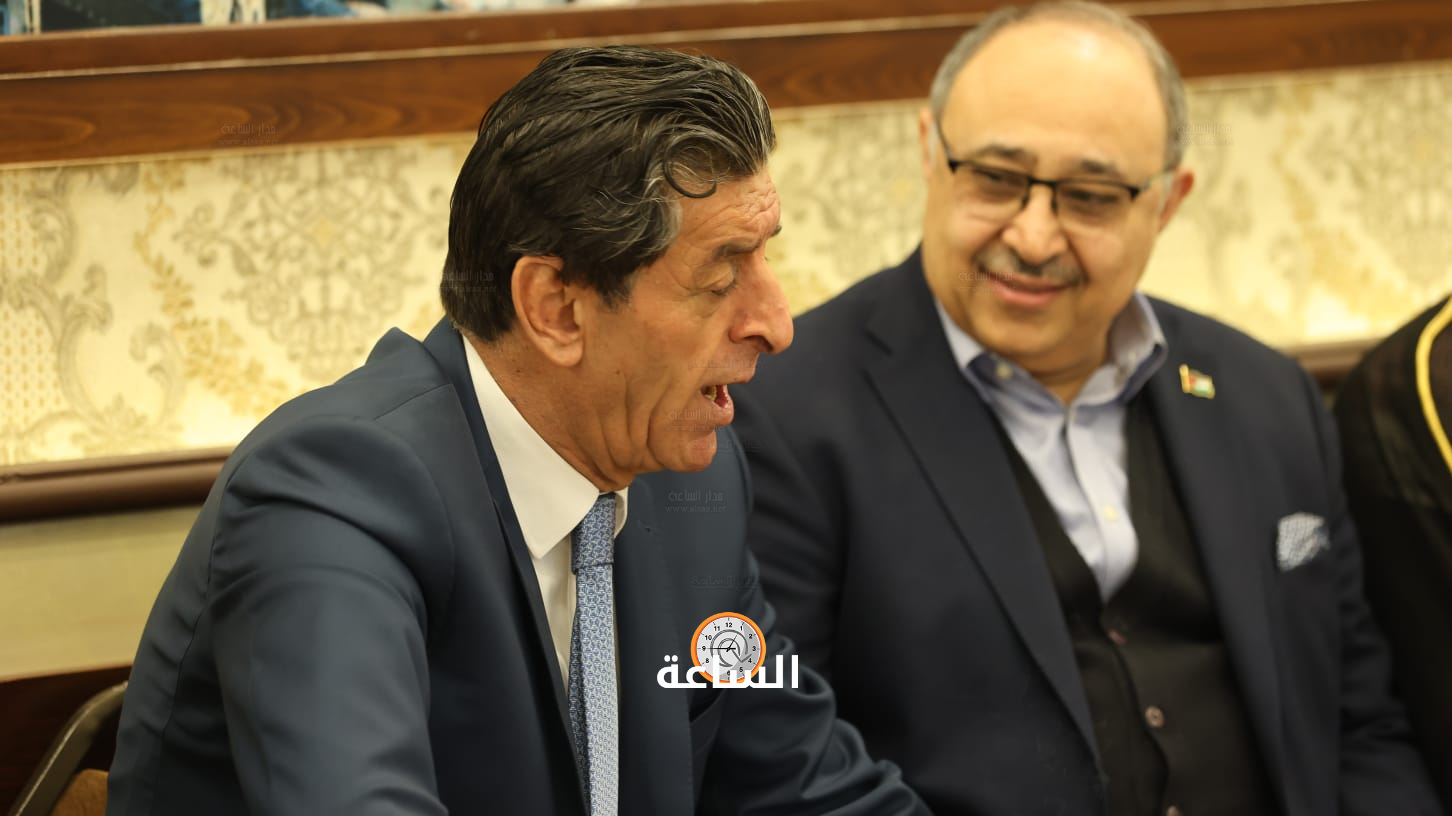 Madar Al-Saa Images 0.22090741675081604