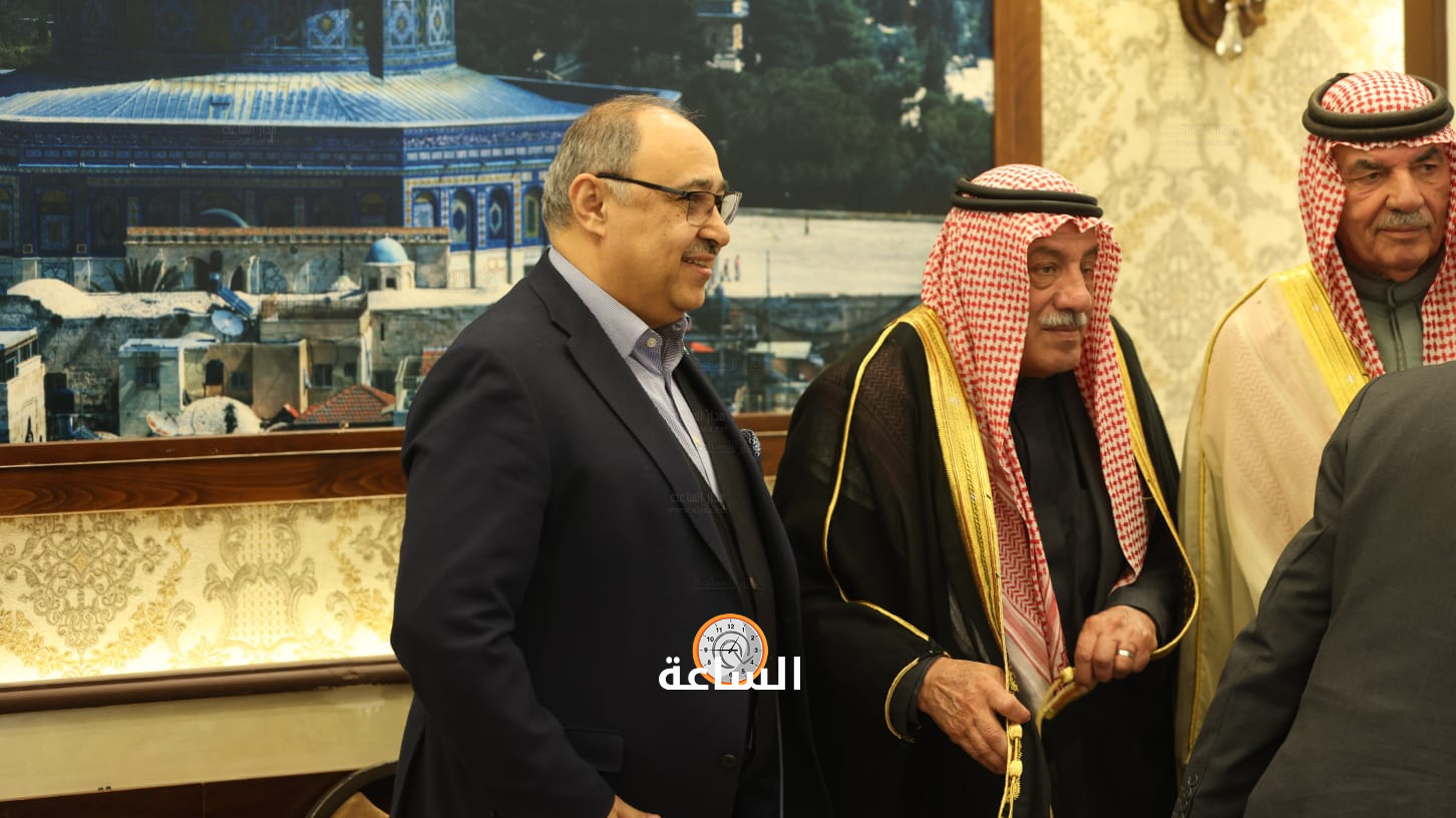 Madar Al-Saa Images 0.8626045329757507