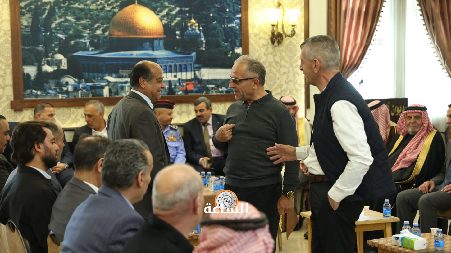 Madar Al-Saa Images 0.38236663672588644