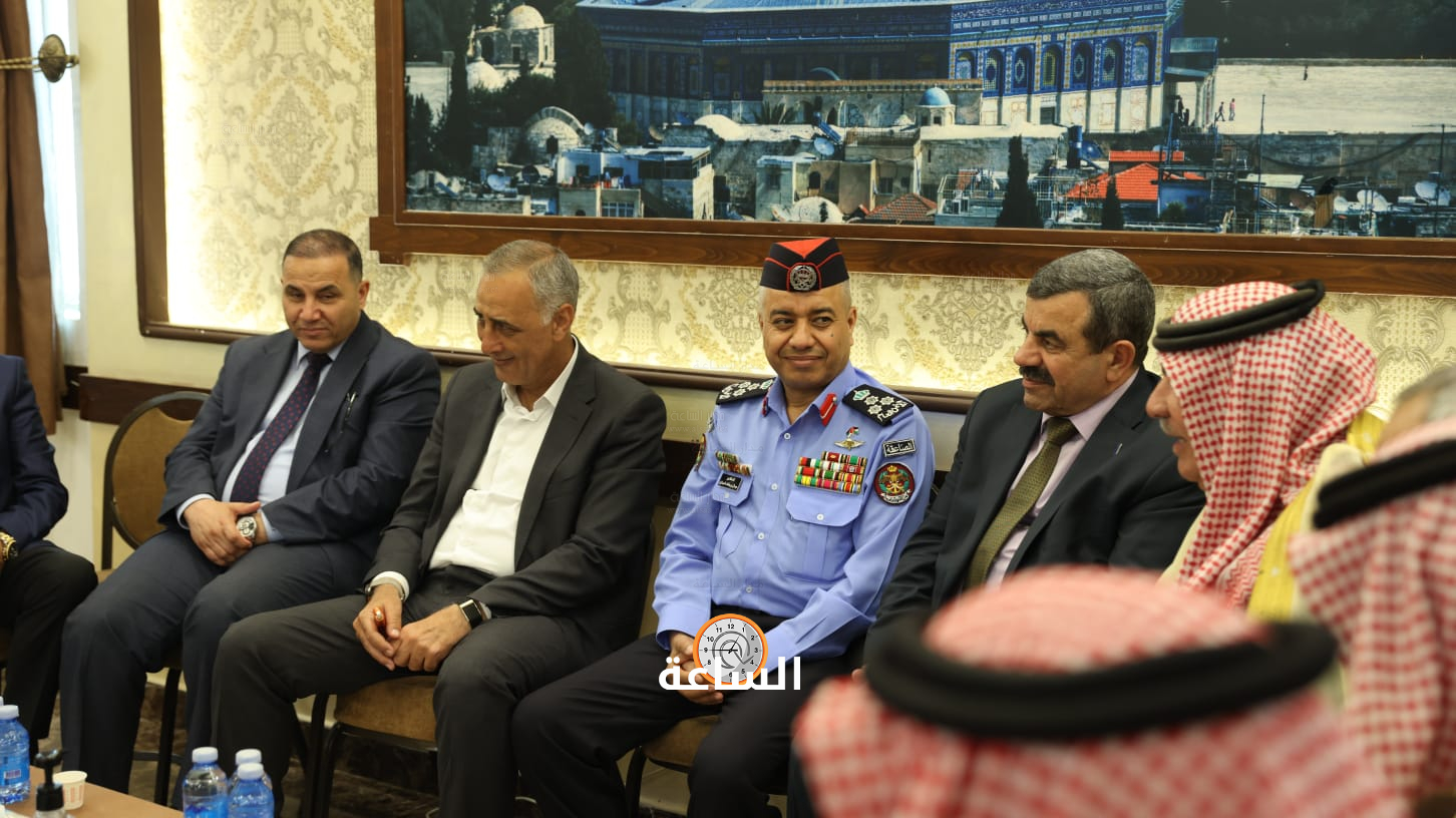 Madar Al-Saa Images 0.43453433020239296