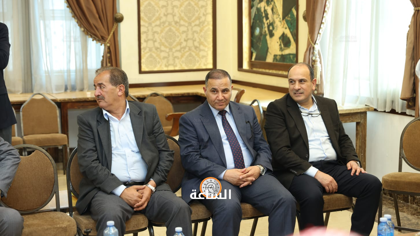 Madar Al-Saa Images 0.7547131016050372