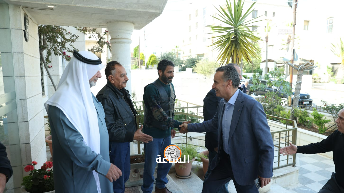 Madar Al-Saa Images 0.2750321460248568