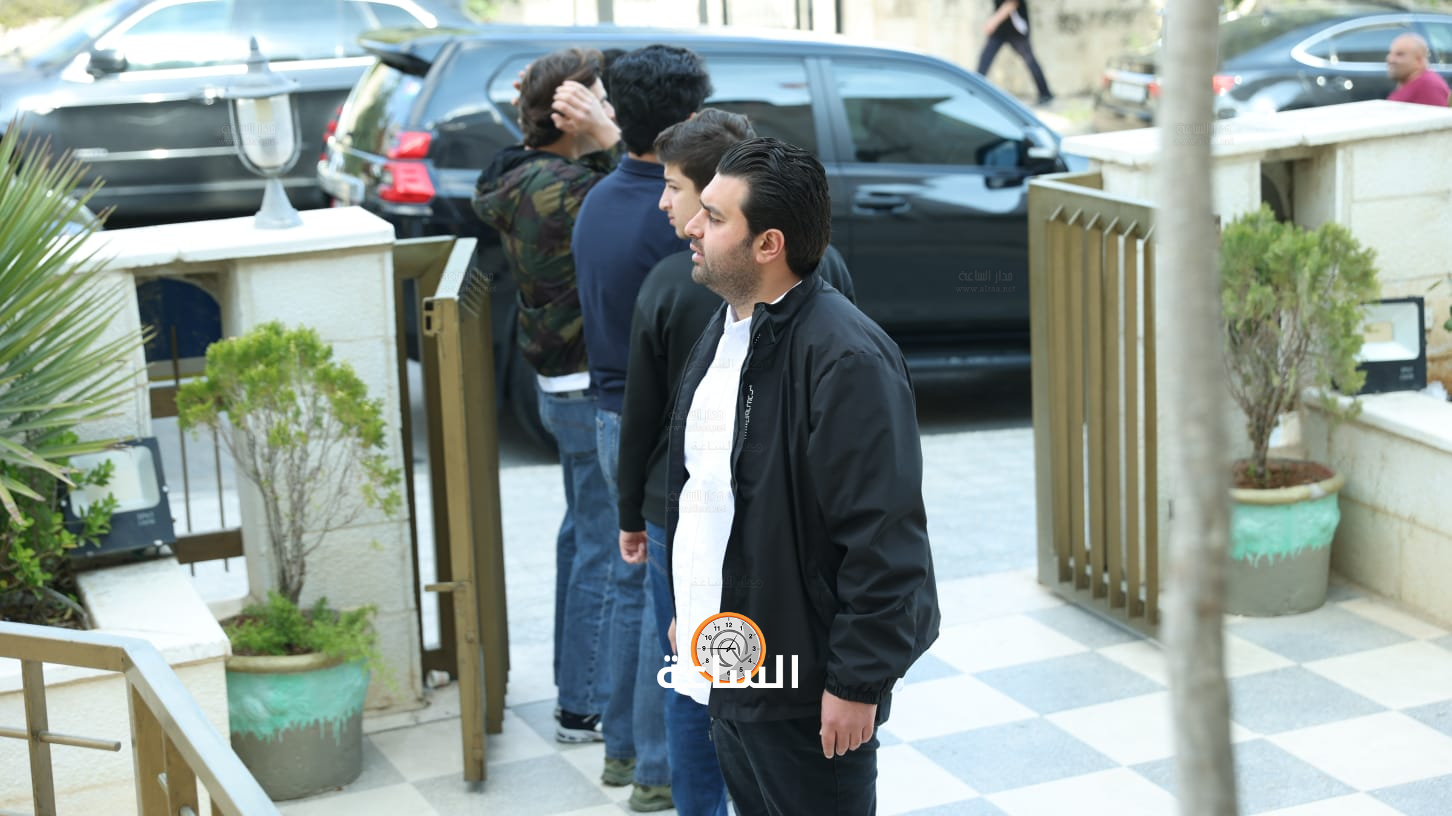 Madar Al-Saa Images 0.3924068012313586