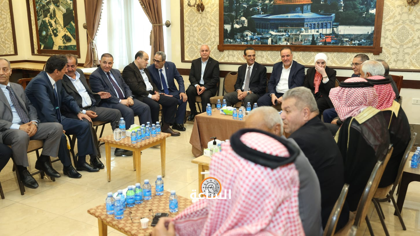 Madar Al-Saa Images 0.4594236837117942