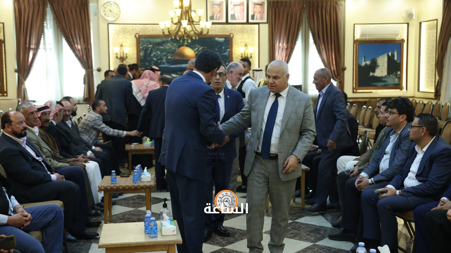 Madar Al-Saa Images 0.7874430595971913