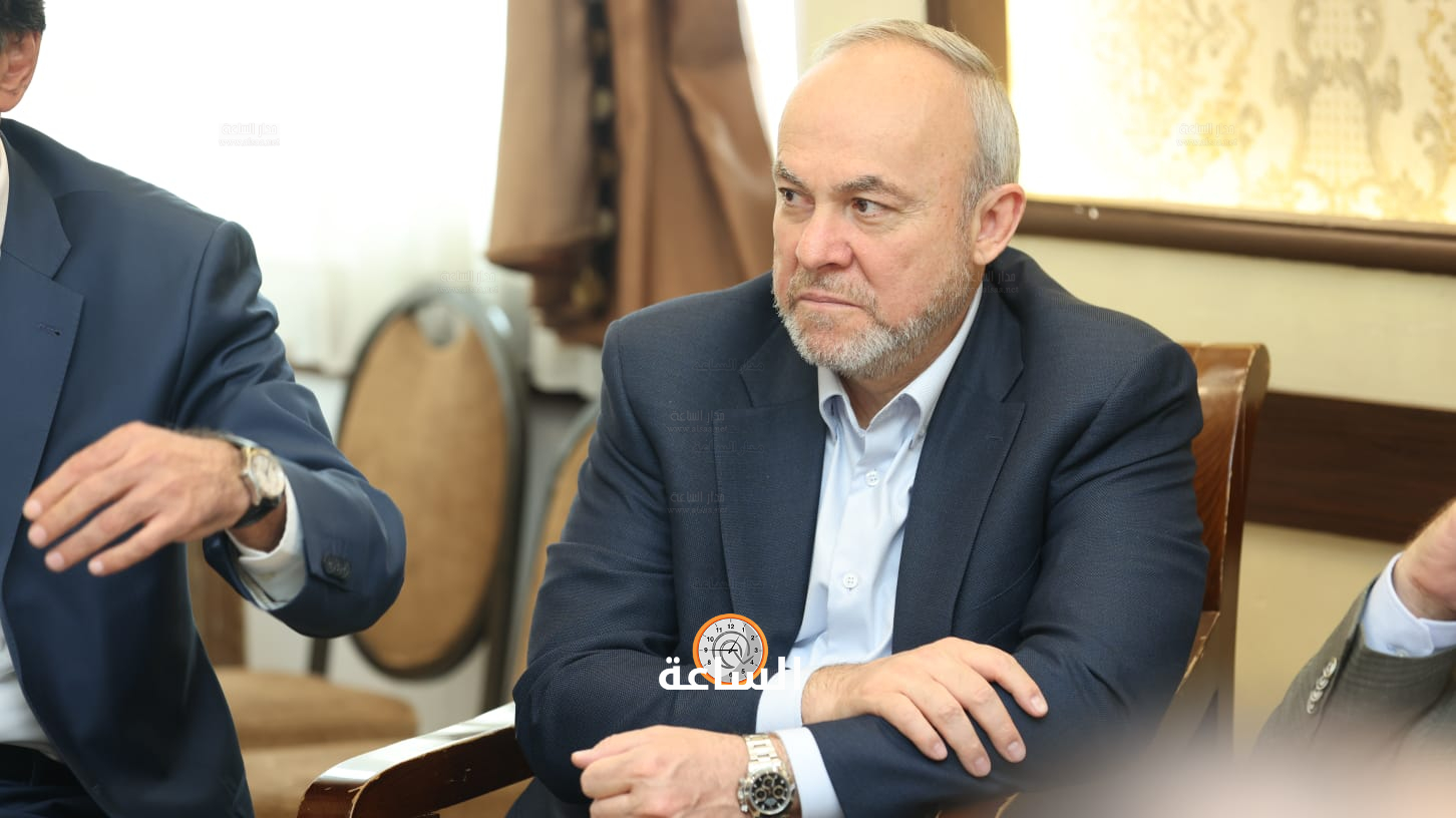 Madar Al-Saa Images 0.2308804651860913