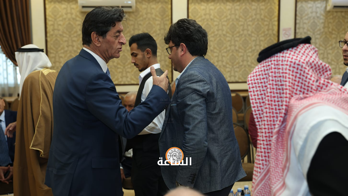 Madar Al-Saa Images 0.44717312782355223