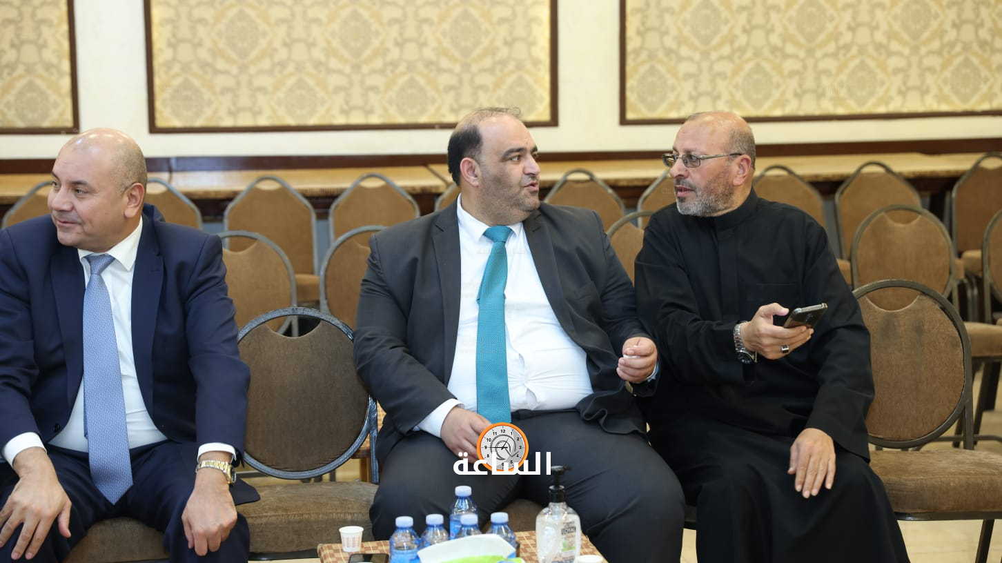 Madar Al-Saa Images 0.8798439244600059