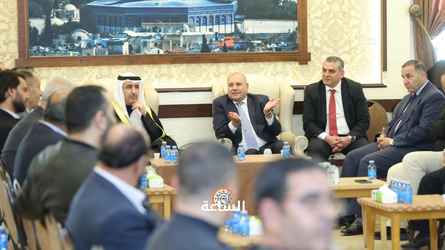 Madar Al-Saa Images 0.3306849137799005