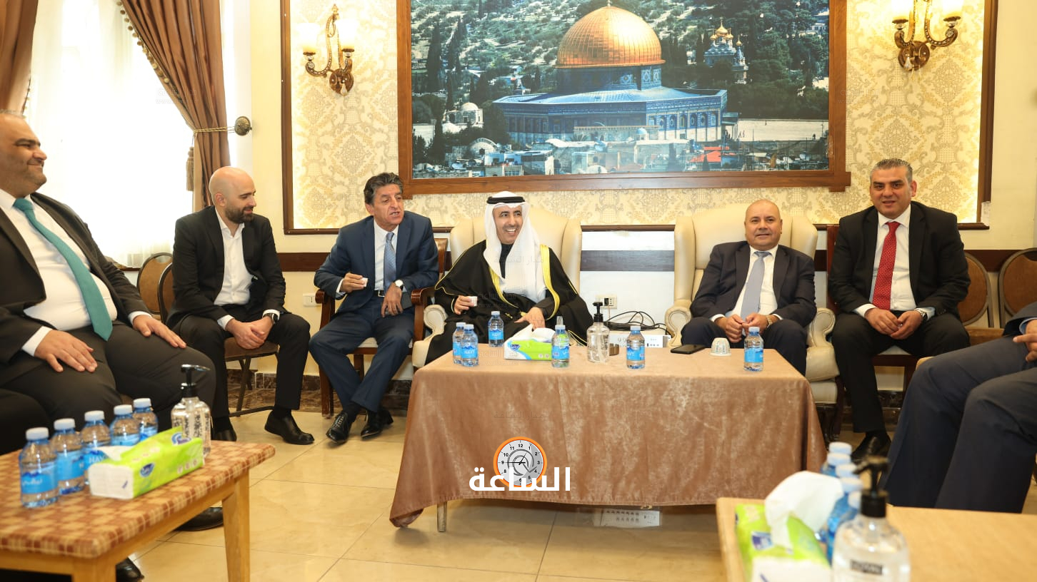 Madar Al-Saa Images 0.32982329413303435