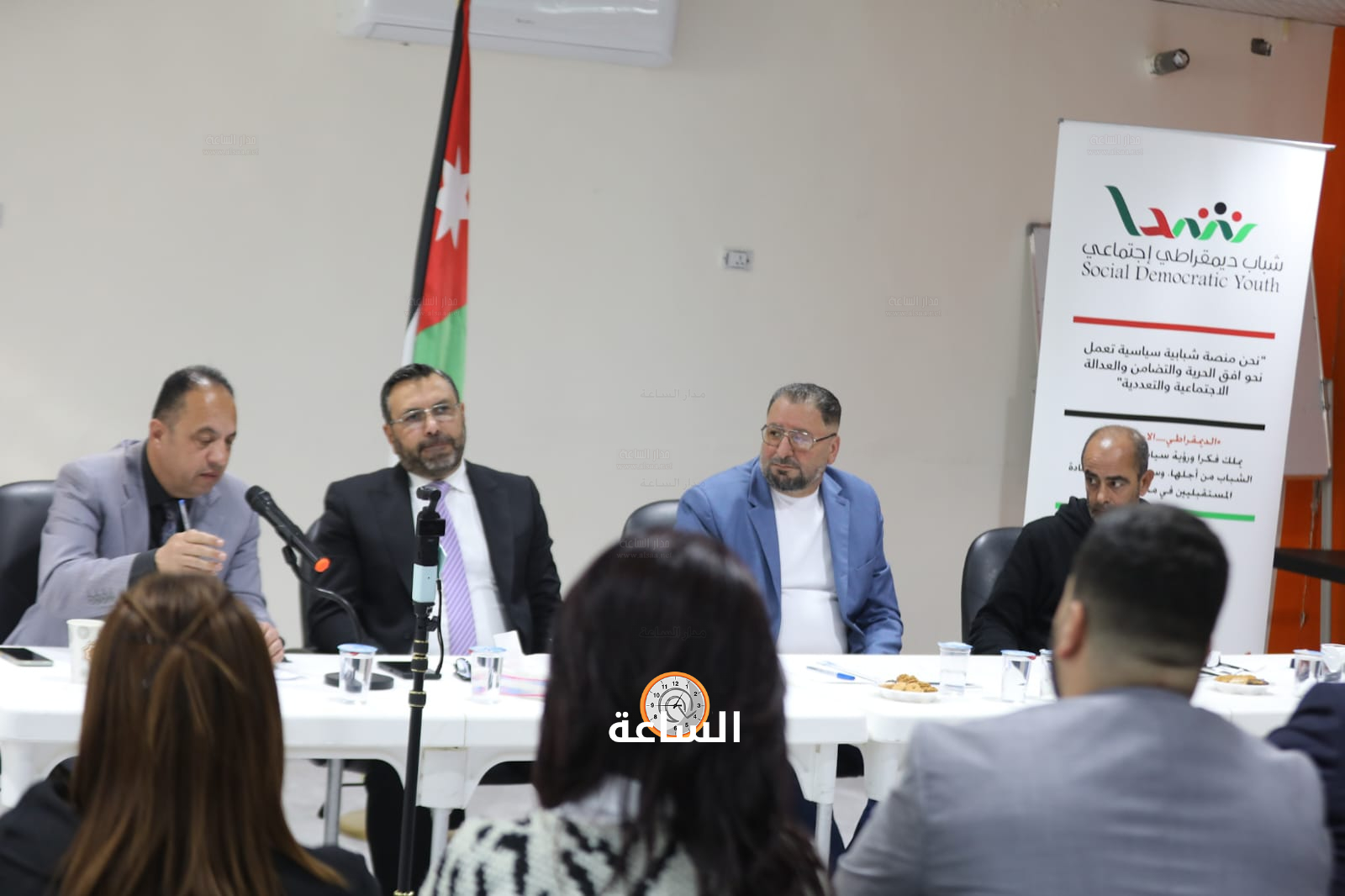 Madar Al-Saa Images 0.38243088083361954