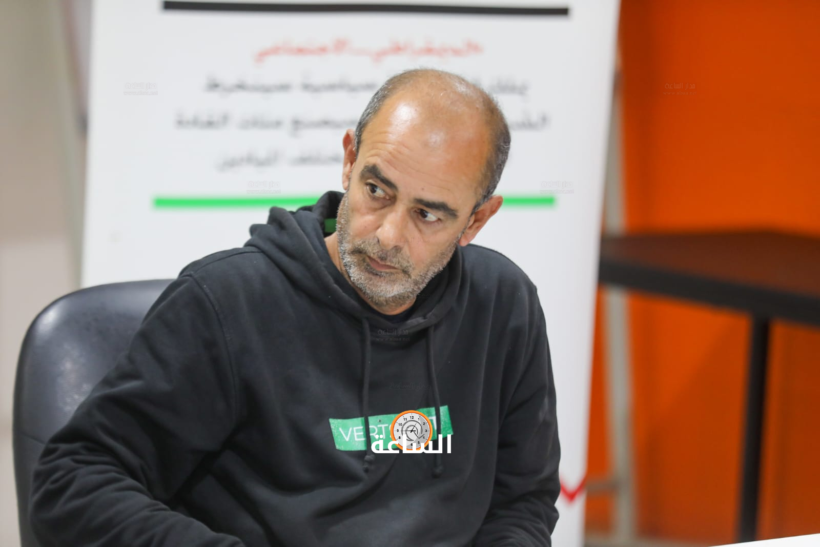 Madar Al-Saa Images 0.1607876779496359