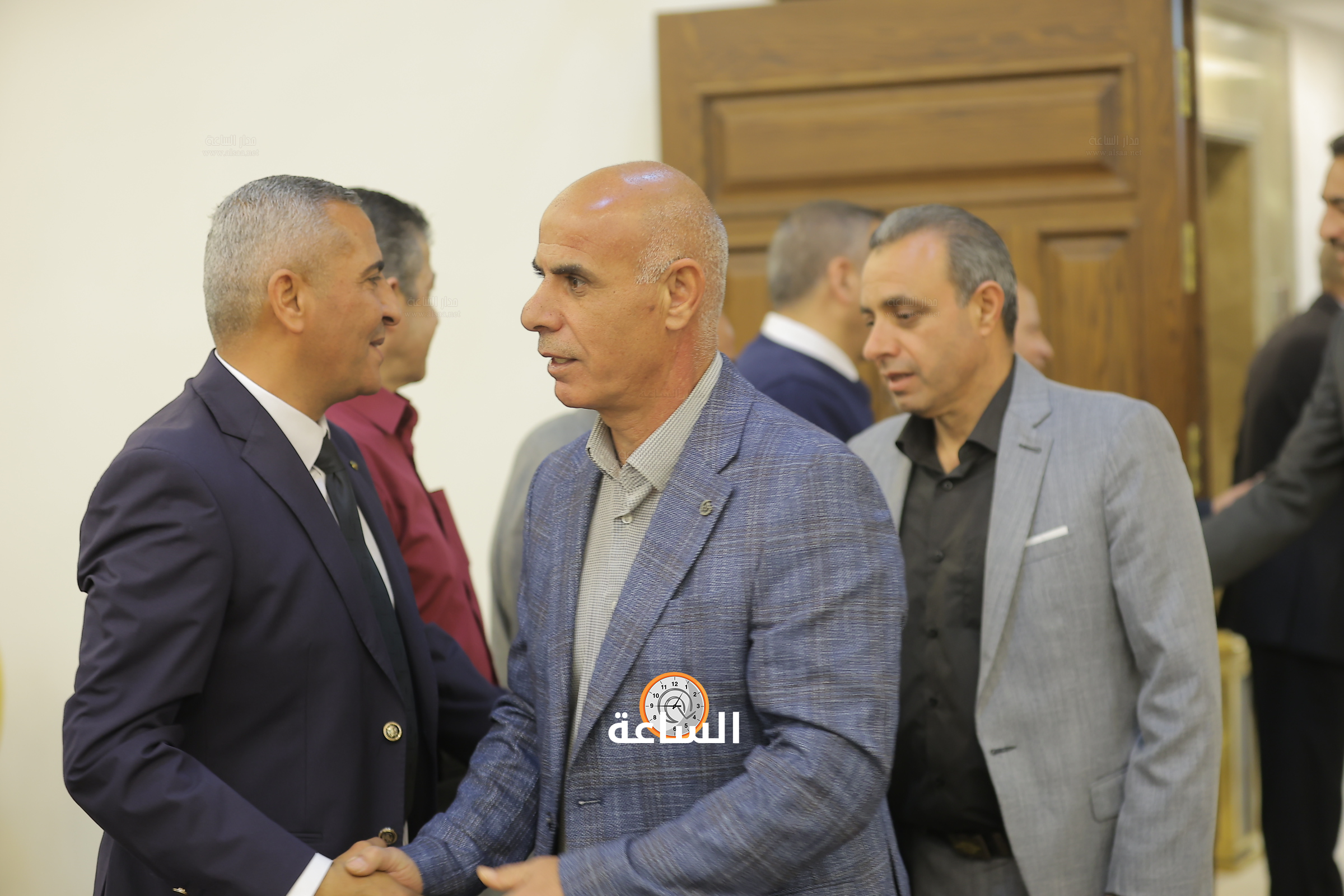 Madar Al-Saa Images 0.9066085295469666