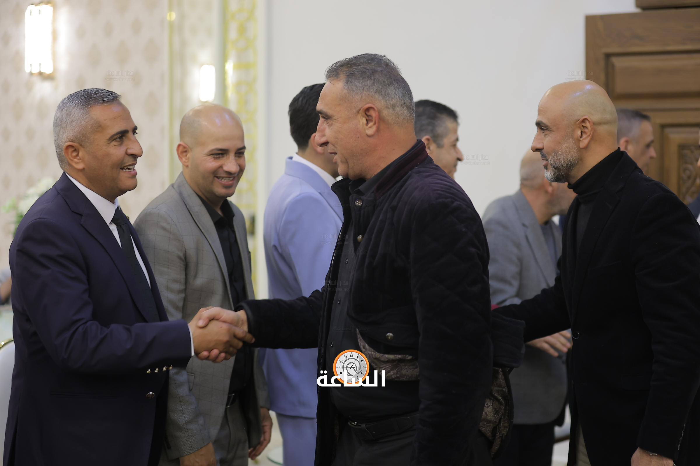 Madar Al-Saa Images 0.7512720891583569