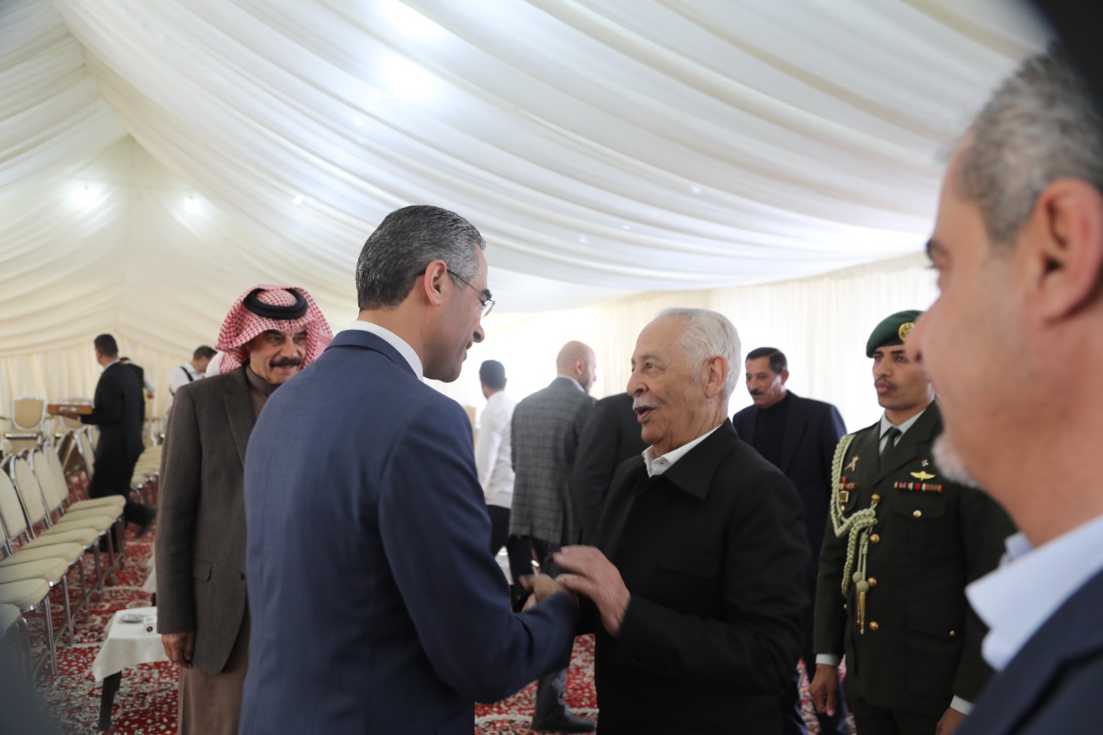 Madar Al-Saa Images 0.7390758717415958