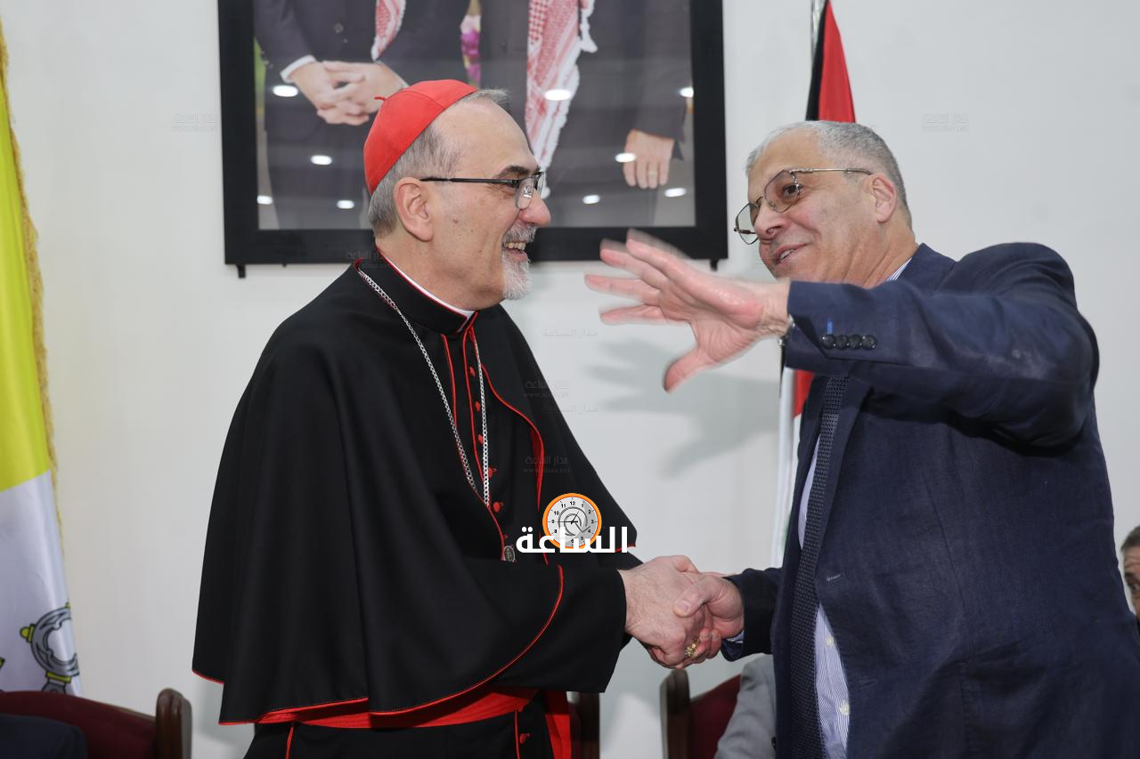 Madar Al-Saa Images 0.9268258103920638