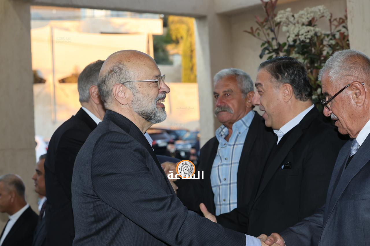 Madar Al-Saa Images 0.31008056023867236