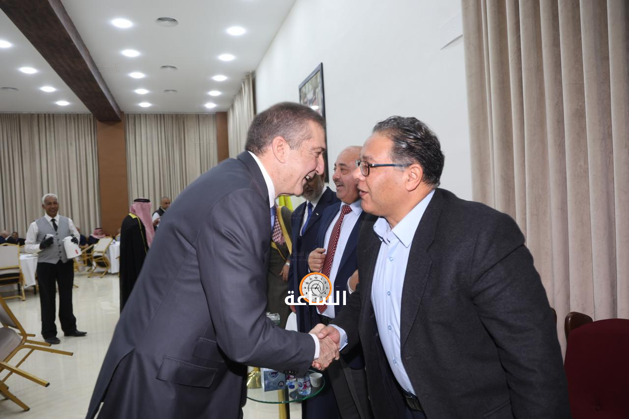 Madar Al-Saa Images 0.3671702170737975