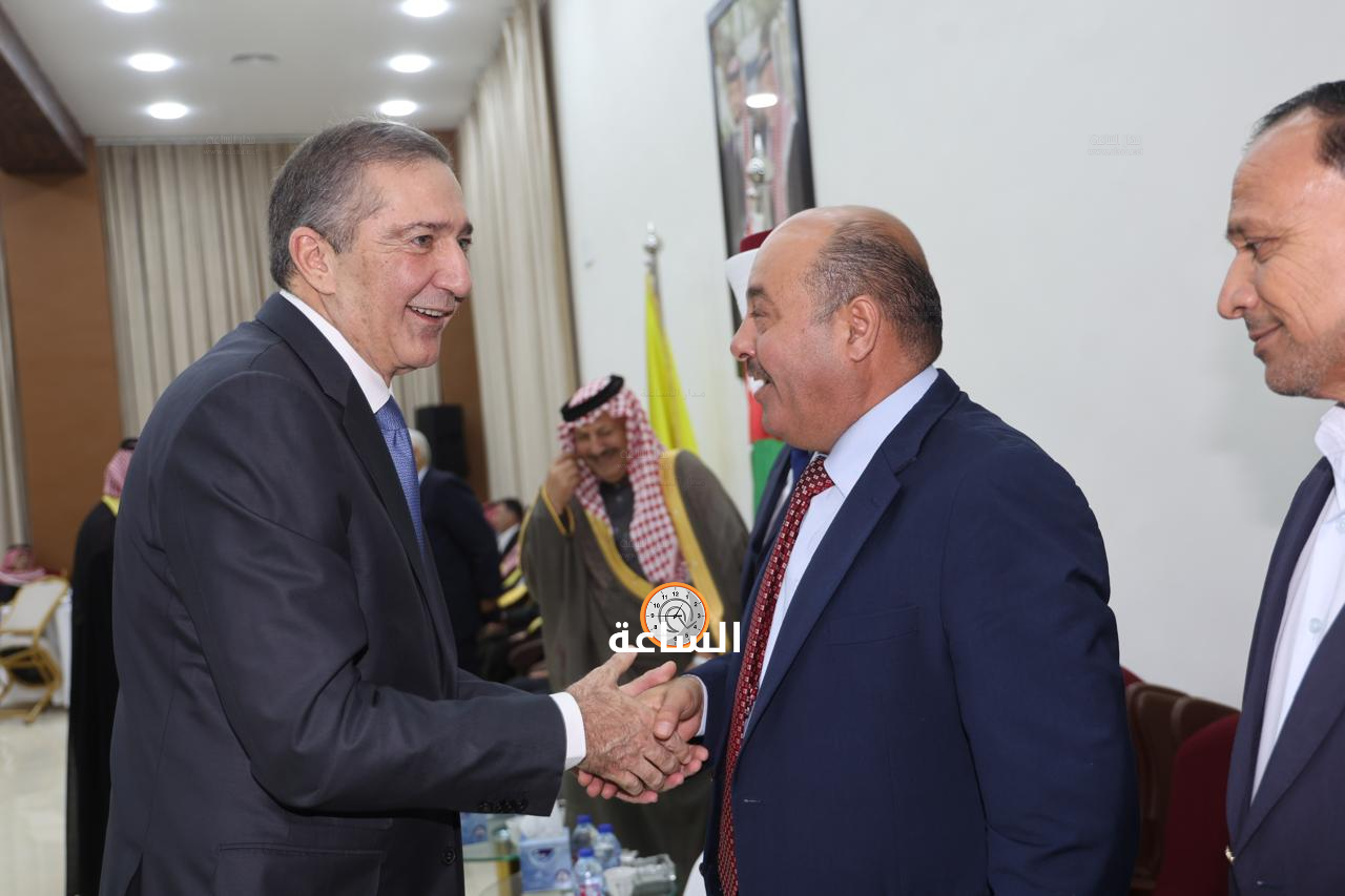 Madar Al-Saa Images 0.6982219704446496