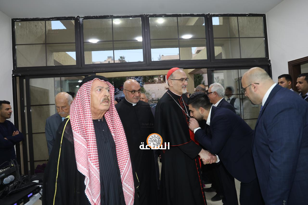 Madar Al-Saa Images 0.8727059846170534