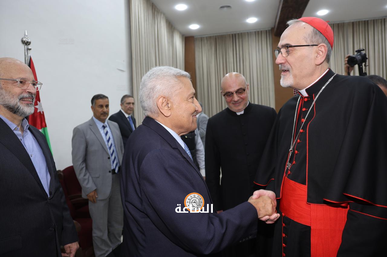 Madar Al-Saa Images 0.5671041720627837