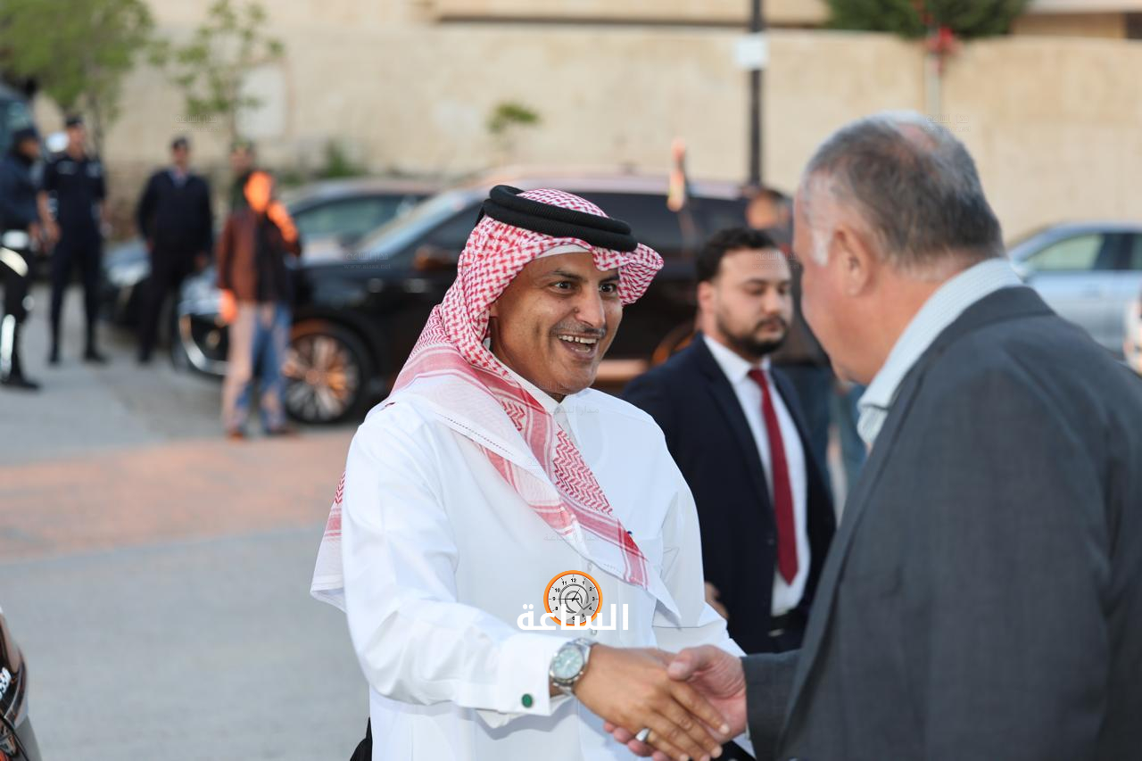 Madar Al-Saa Images 0.6462559071609276