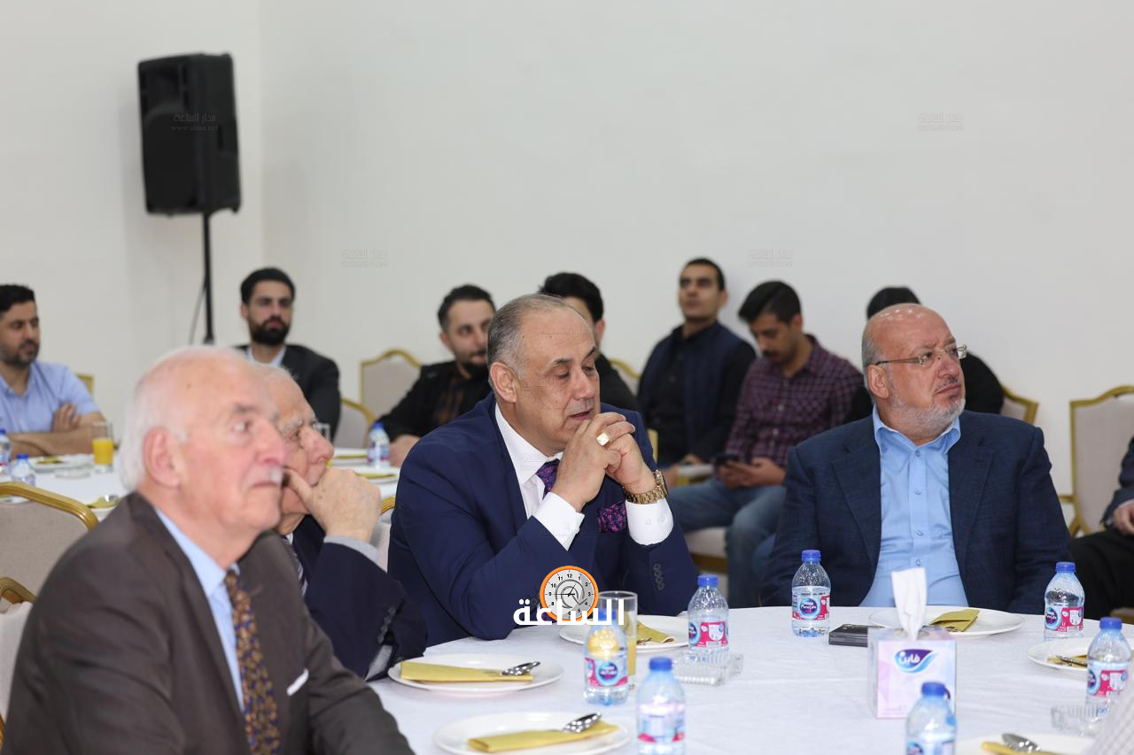 Madar Al-Saa Images 0.37682514682411516