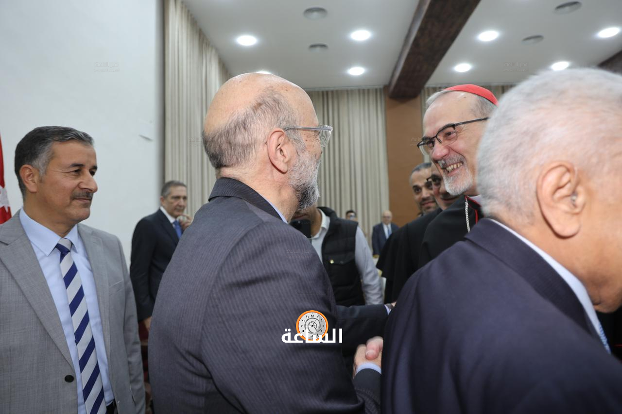 Madar Al-Saa Images 0.22885134067649016