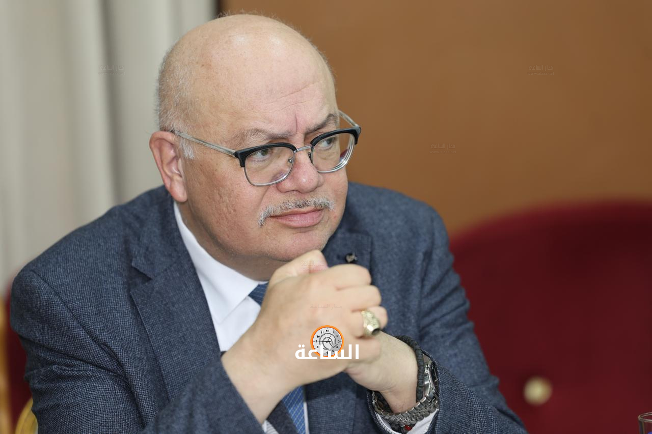 Madar Al-Saa Images 0.6098533584994811