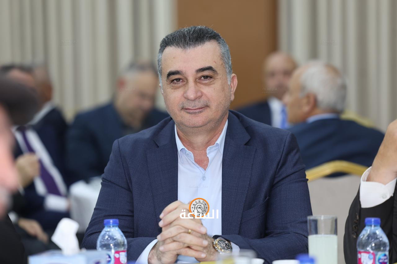 Madar Al-Saa Images 0.26342394943105185