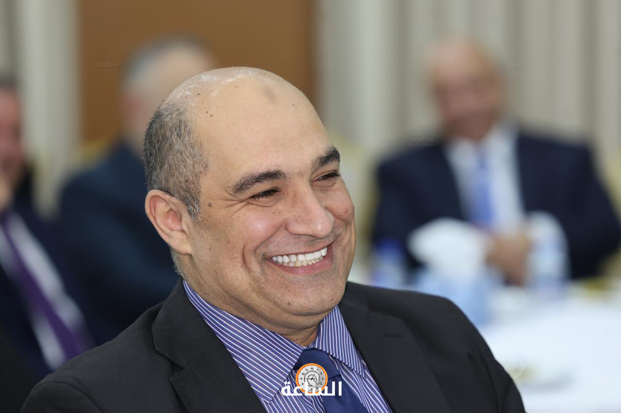 Madar Al-Saa Images 0.4144129272350433