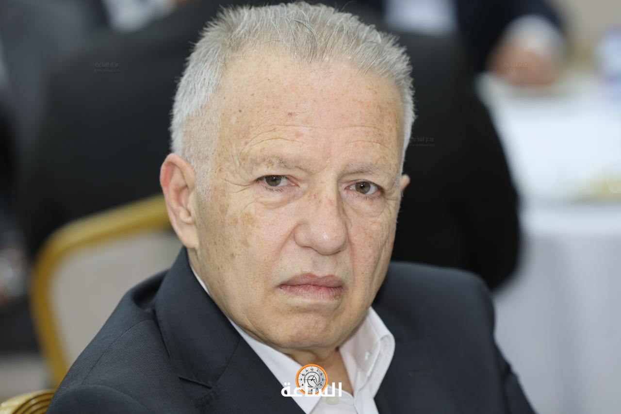 Madar Al-Saa Images 0.3109512058164833