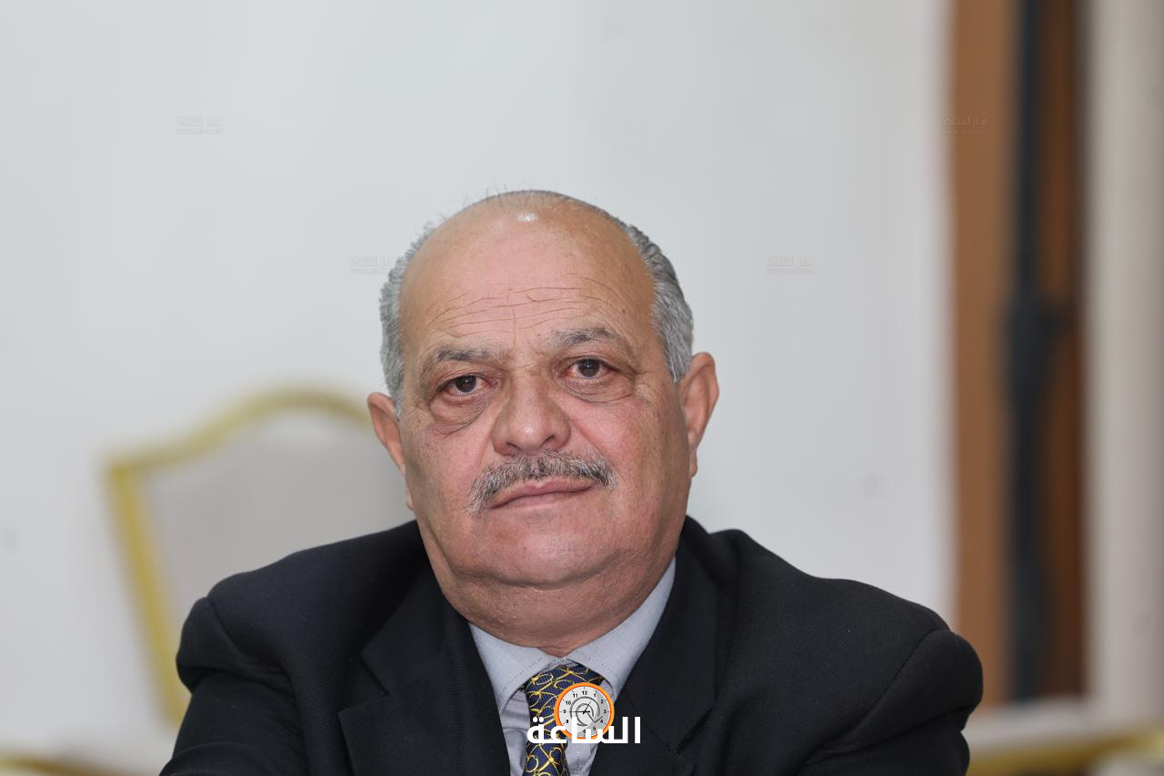 Madar Al-Saa Images 0.043517471035696476