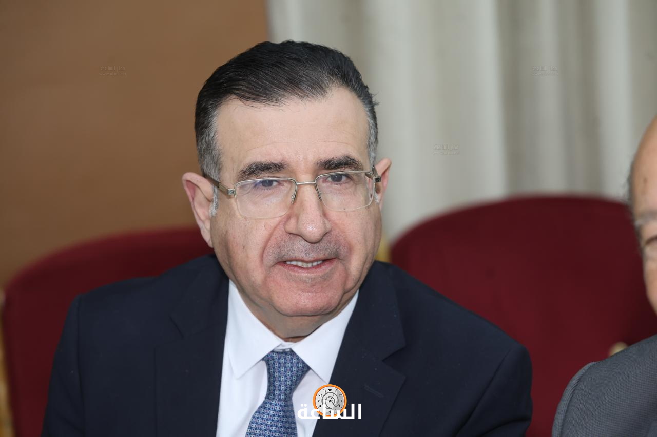 Madar Al-Saa Images 0.1792304418861248