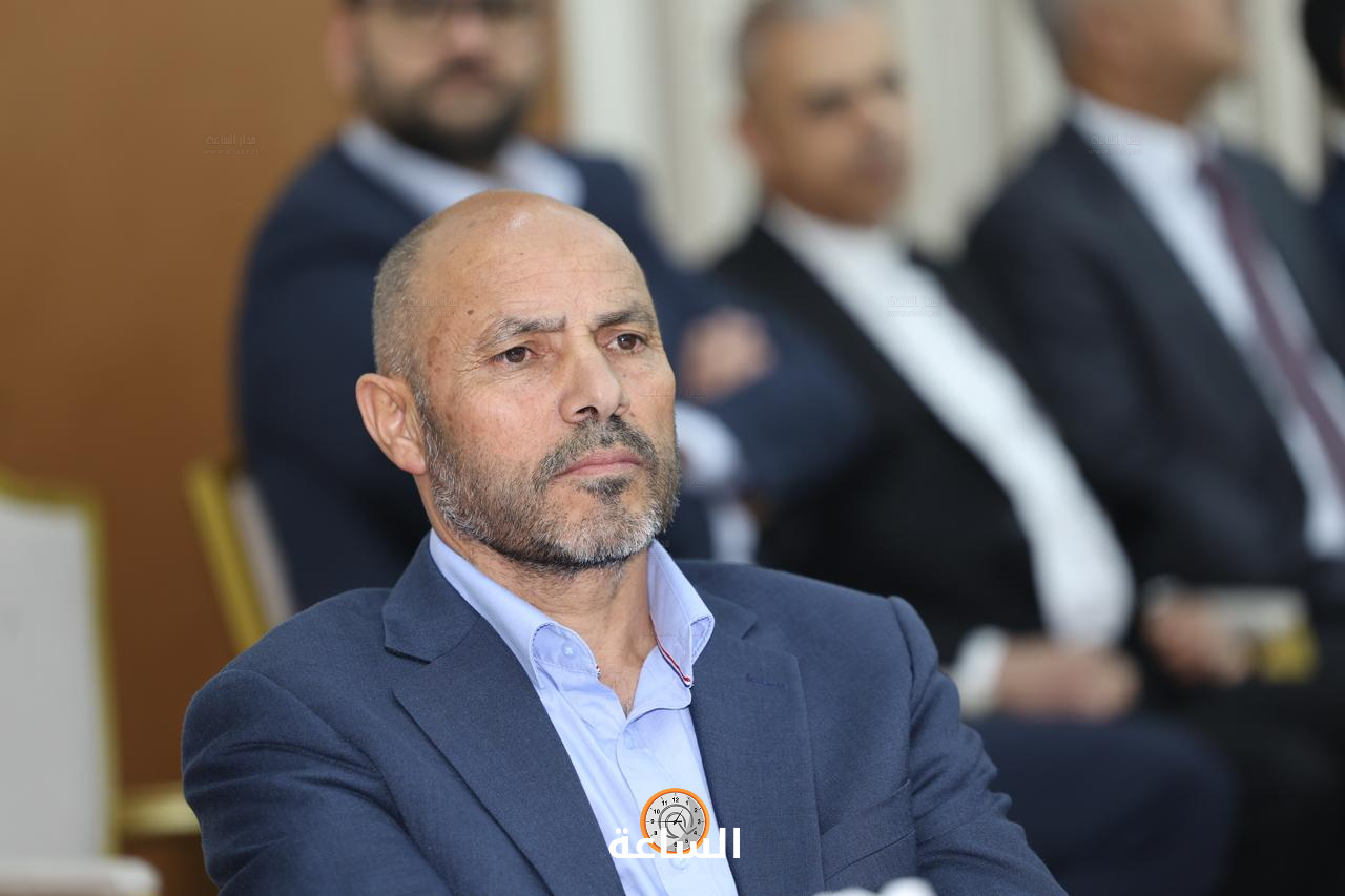 Madar Al-Saa Images 0.33062397347027106