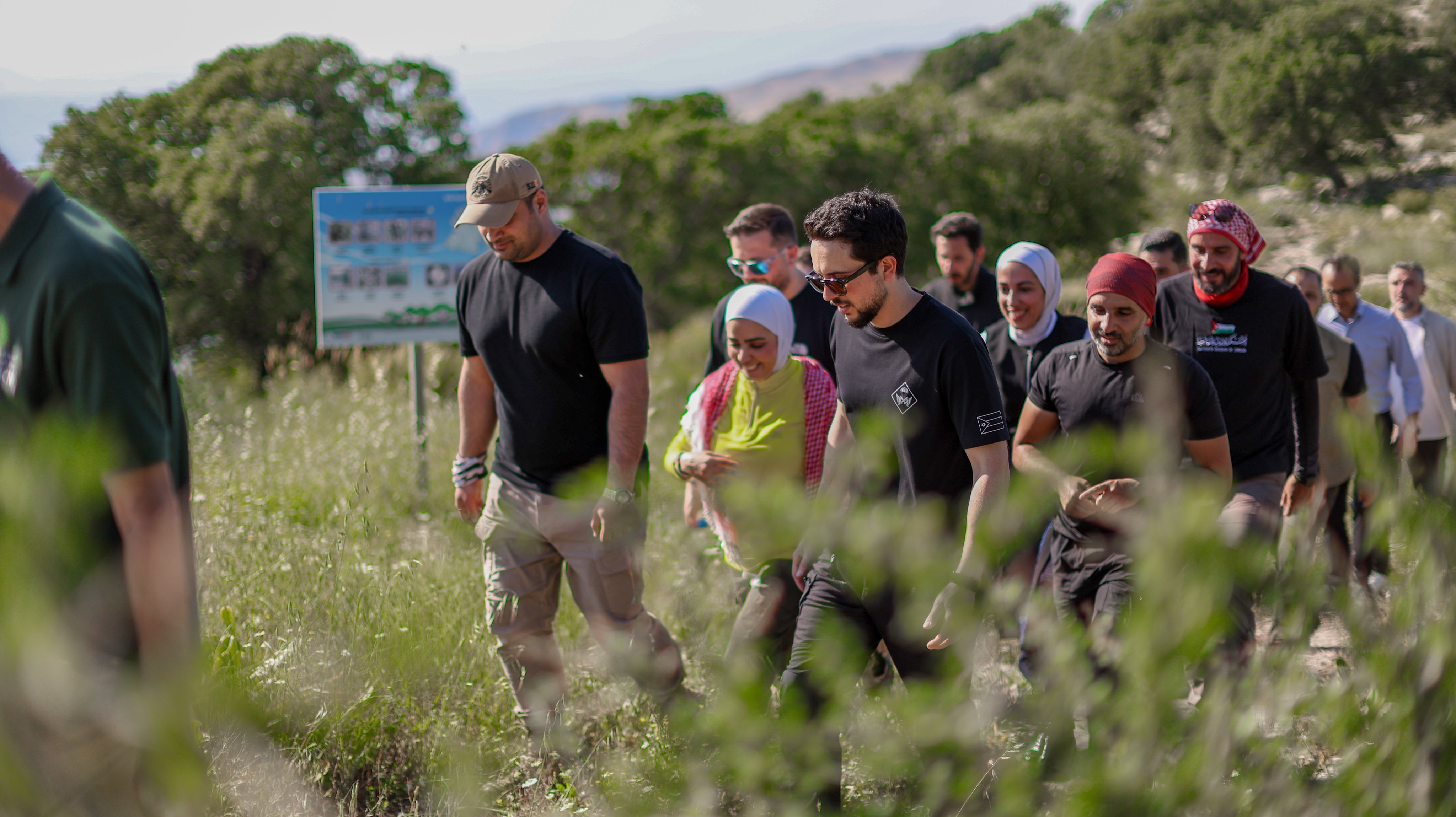 Madar Al-Saa Images 0.32127821269126333