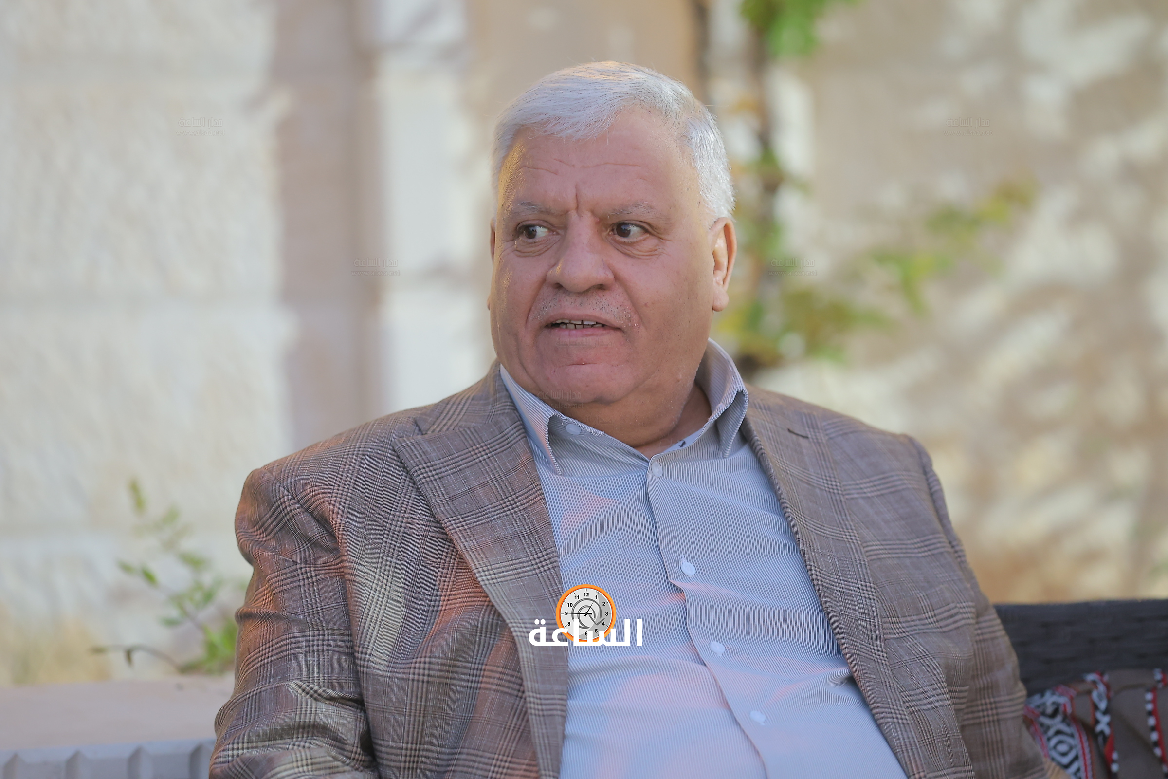 Madar Al-Saa Images 0.48462489298388156