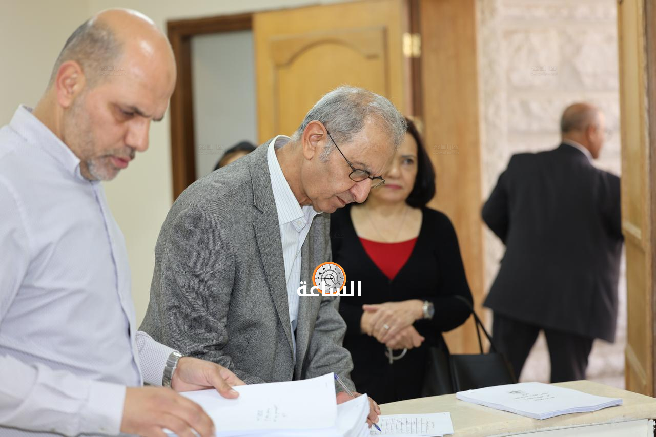 Madar Al-Saa Images 0.9966444515276554