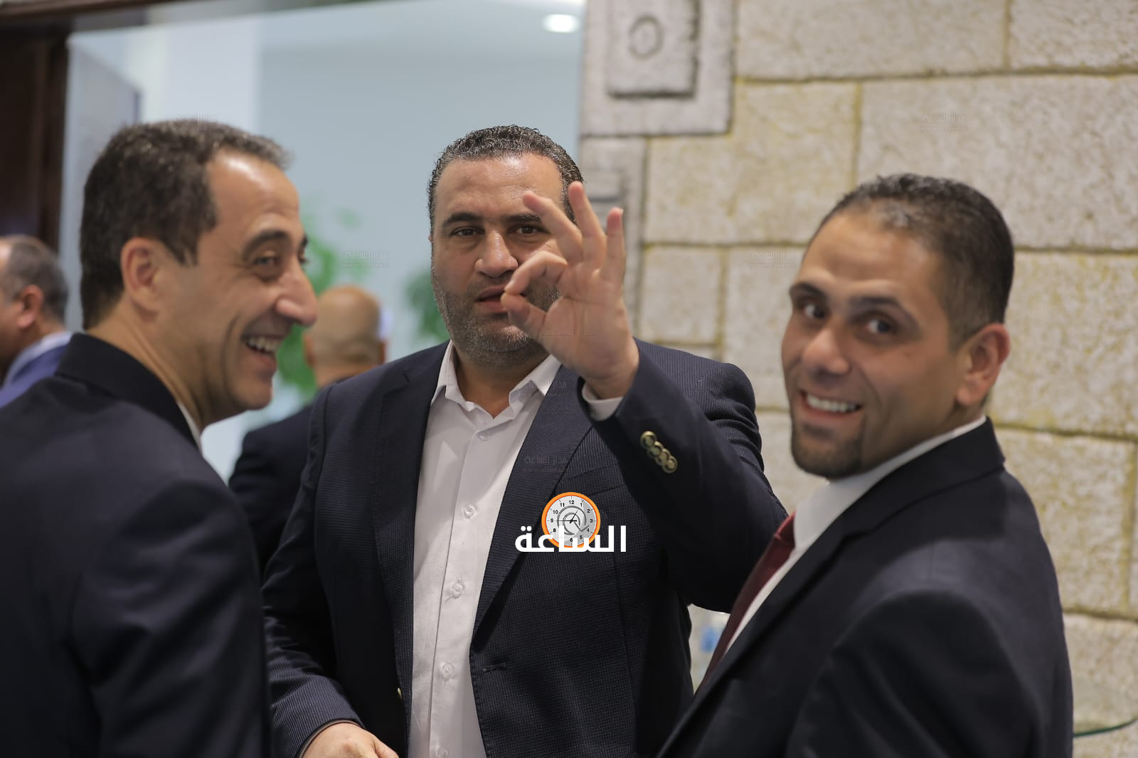 Madar Al-Saa Images 0.43272933832754223