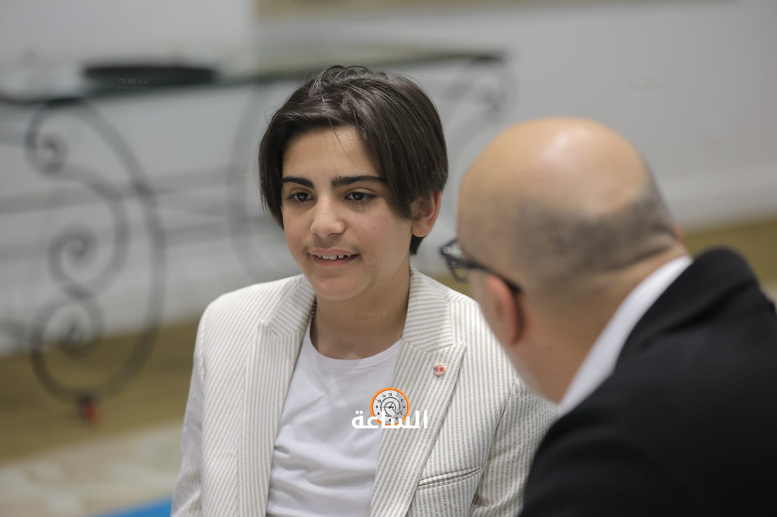 Madar Al-Saa Images 0.3758364338929612