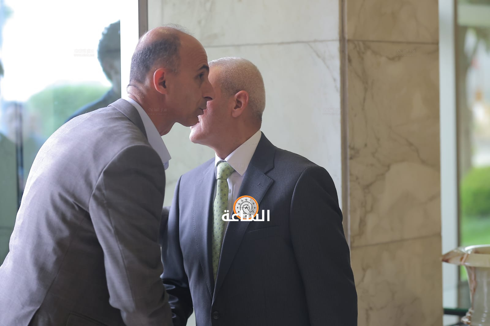 Madar Al-Saa Images 0.817789163981572