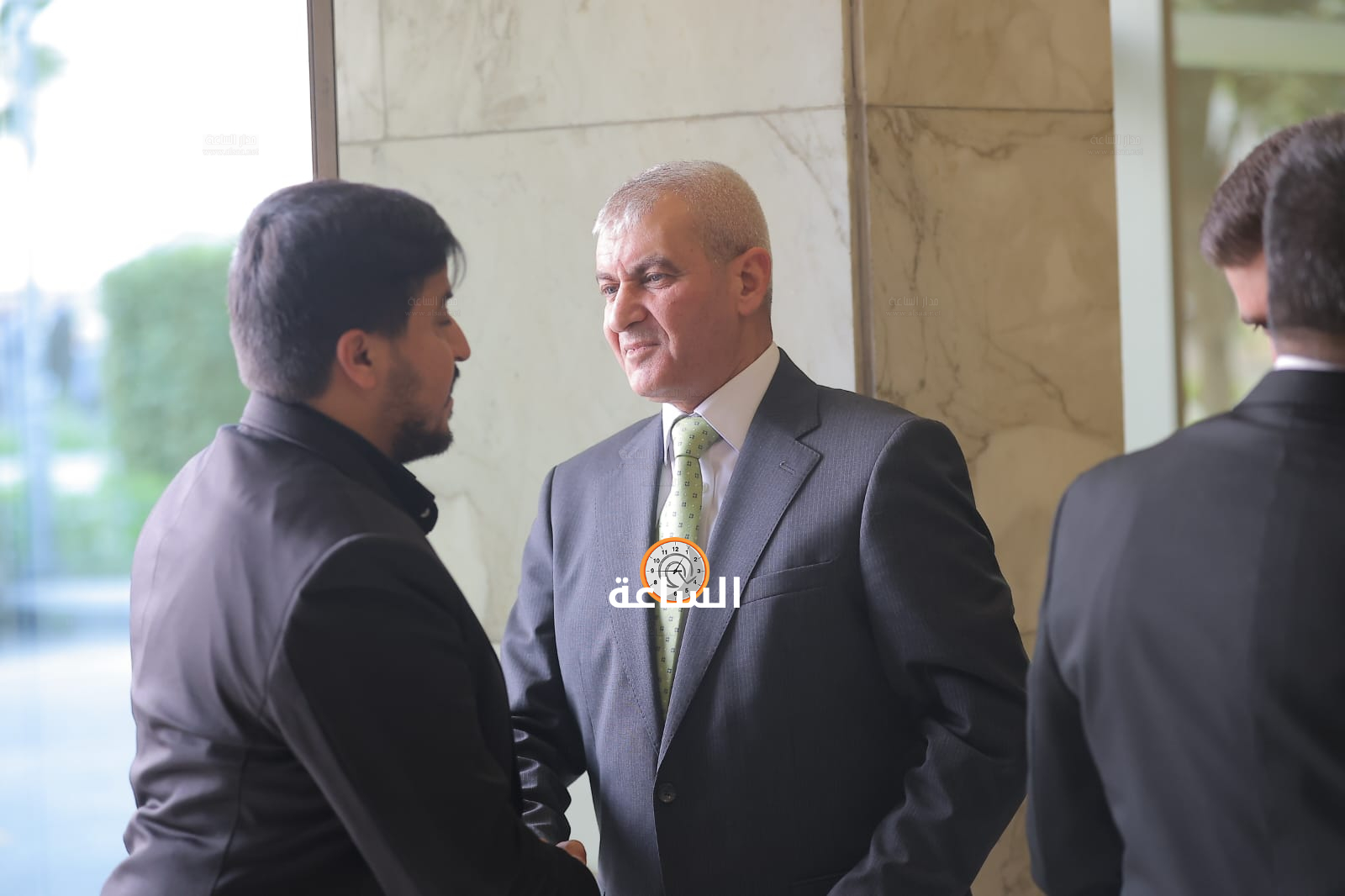 Madar Al-Saa Images 0.6370535032509541