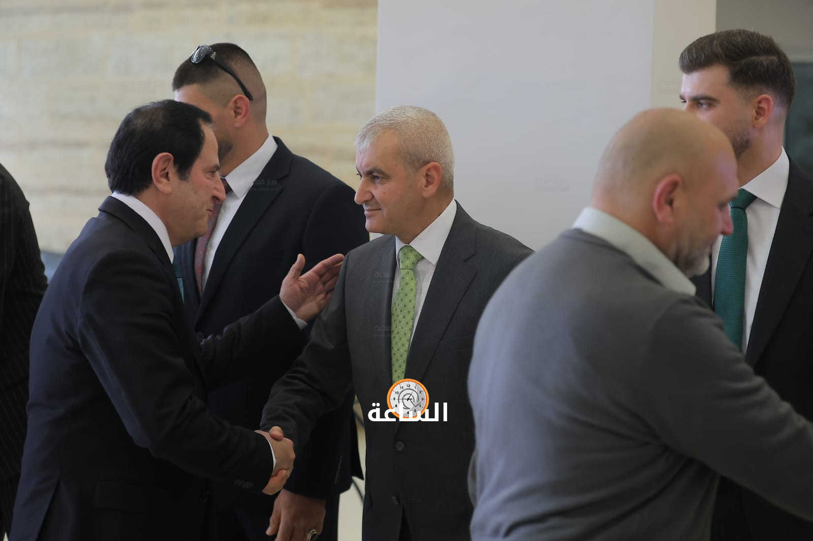 Madar Al-Saa Images 0.7547798283908399