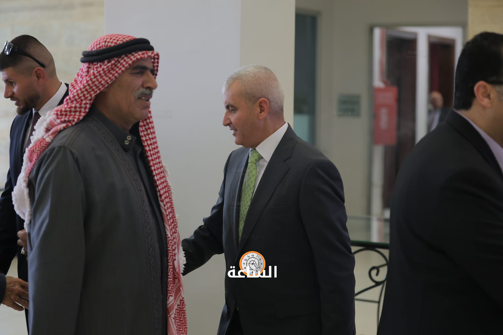 Madar Al-Saa Images 0.43898853082417455