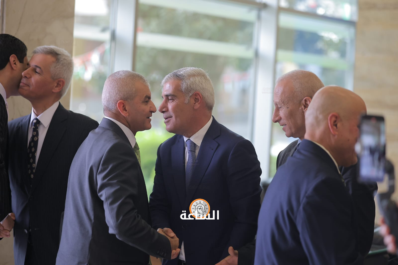 Madar Al-Saa Images 0.27416596337713417