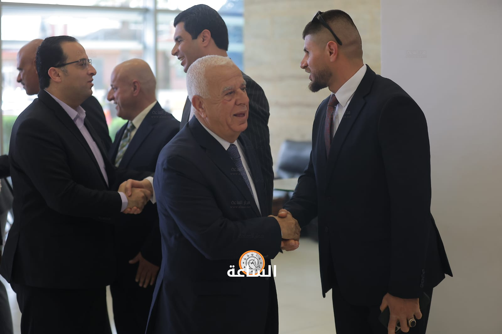 Madar Al-Saa Images 0.4586698985338029